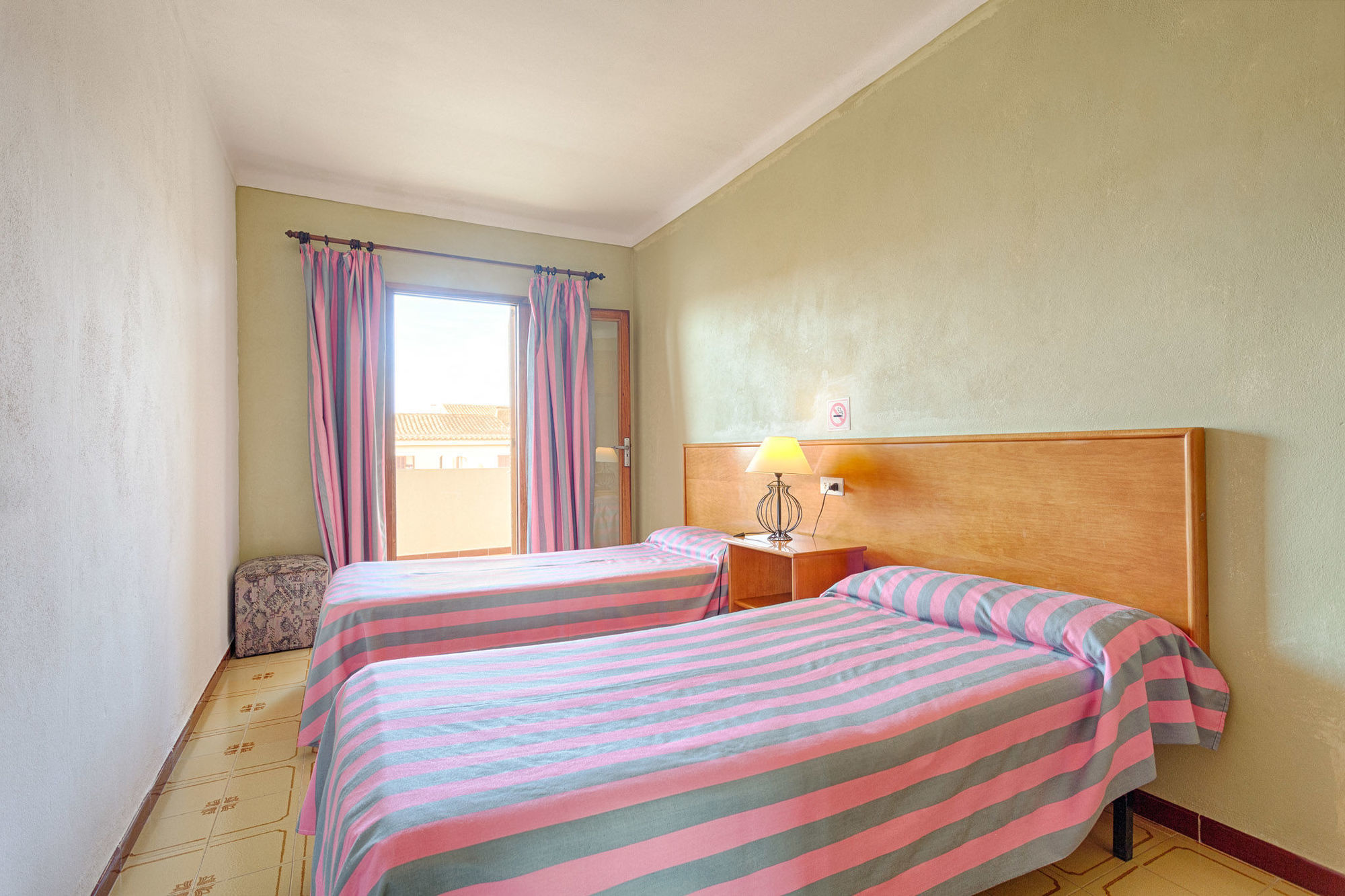 Apartamentos Estanques Colonia de Sant Jordi Exterior foto
